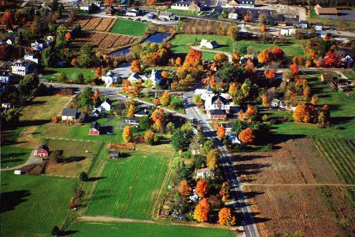 School board hears options to ease overcrowding at Hollis/Brookline High